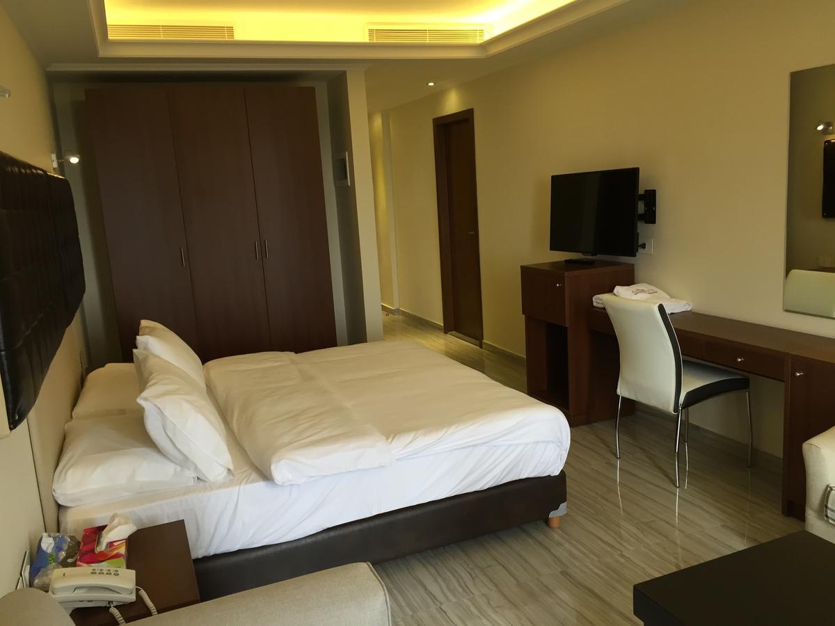Aphrodite Hotel Tabarja Room photo